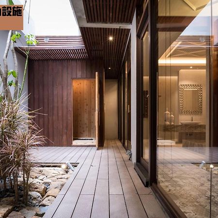 Icolour Villa Motel Taichung Extérieur photo
