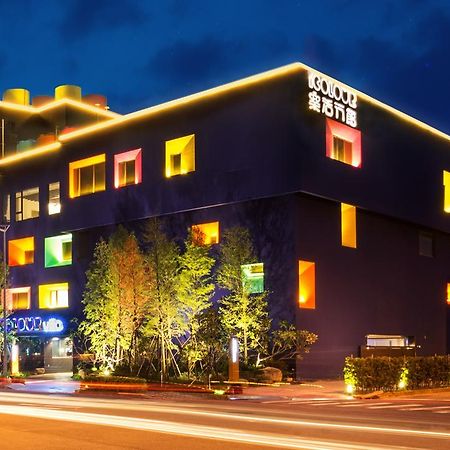 Icolour Villa Motel Taichung Extérieur photo