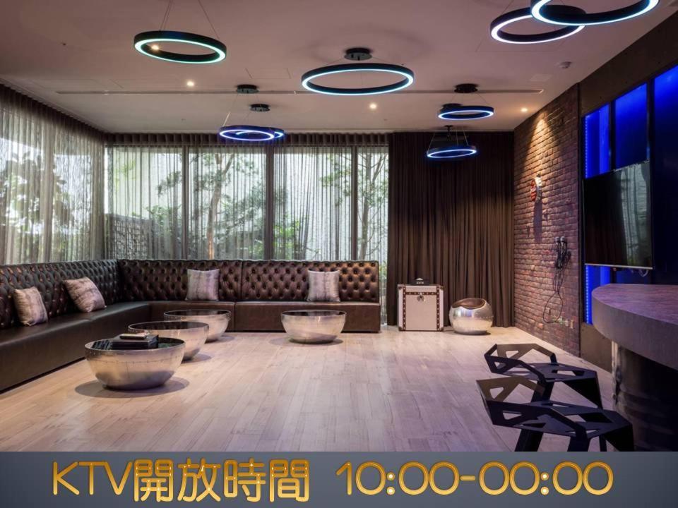 Icolour Villa Motel Taichung Extérieur photo