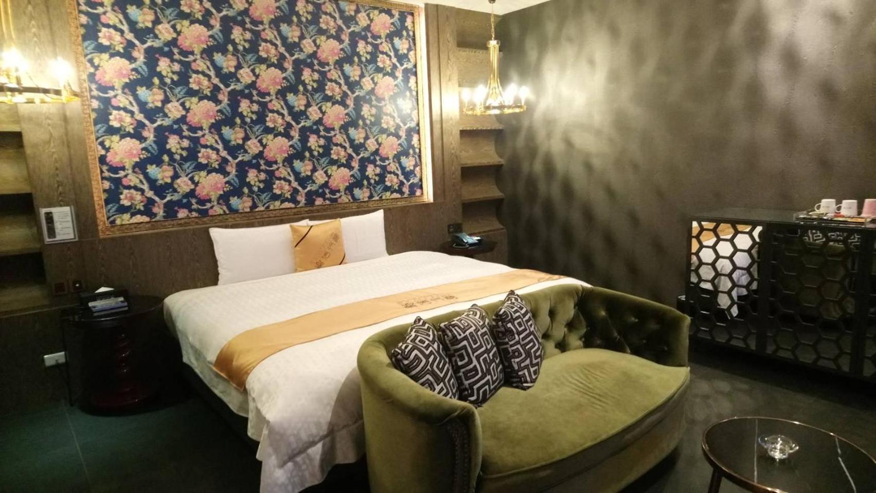 Icolour Villa Motel Taichung Extérieur photo