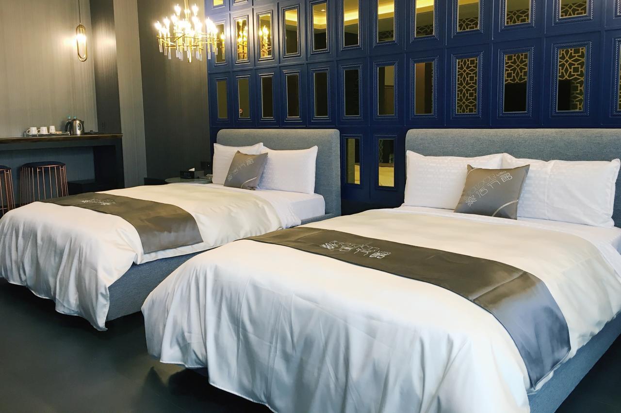 Icolour Villa Motel Taichung Extérieur photo