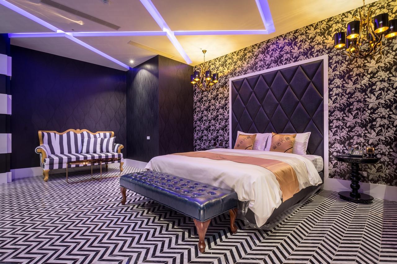 Icolour Villa Motel Taichung Extérieur photo