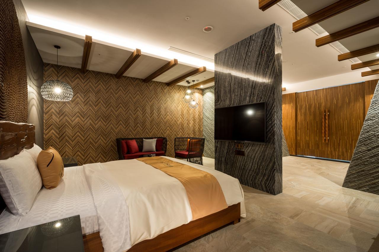 Icolour Villa Motel Taichung Extérieur photo