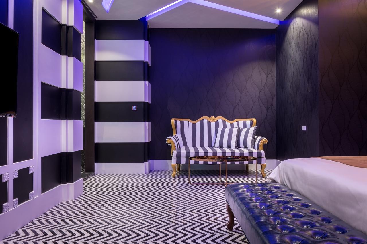 Icolour Villa Motel Taichung Extérieur photo