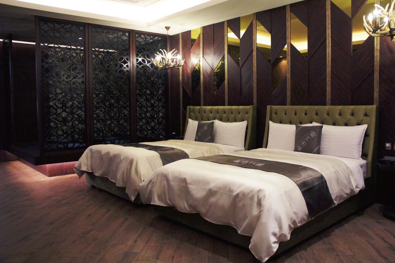 Icolour Villa Motel Taichung Extérieur photo