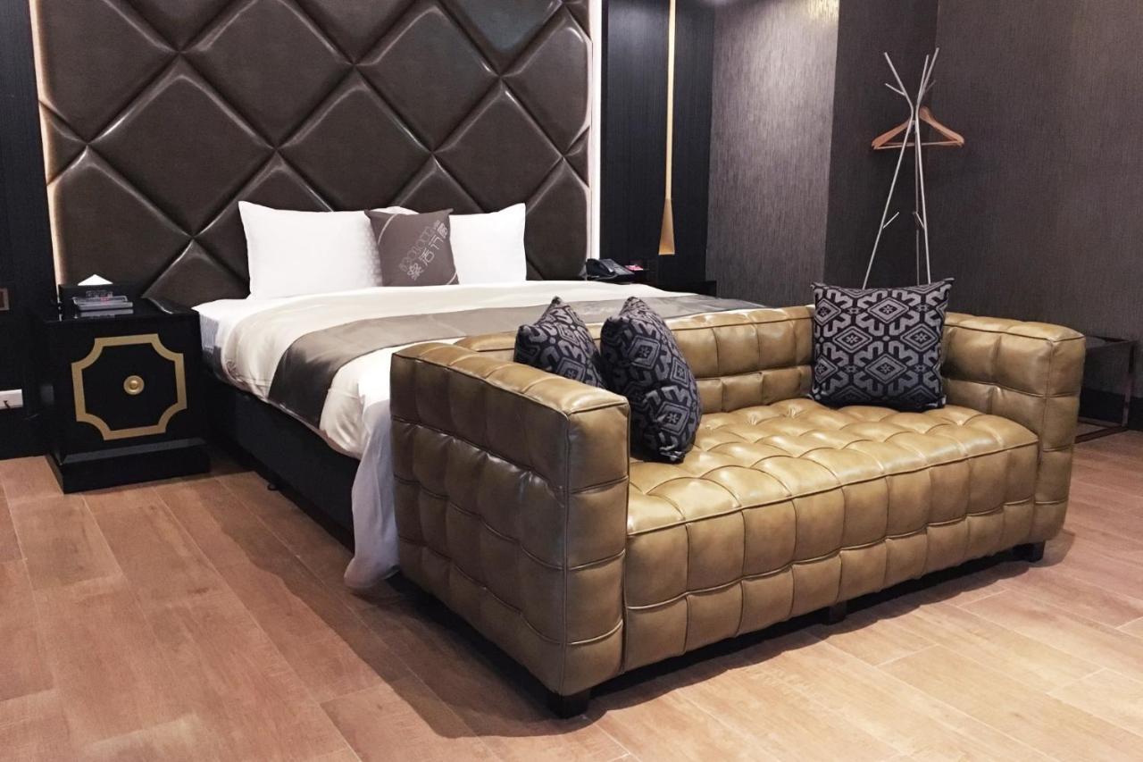 Icolour Villa Motel Taichung Extérieur photo